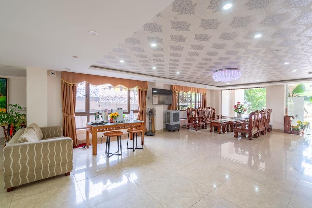 Oyo 236 Hoa Mai Boutique Hotel Da Nang Esterno foto